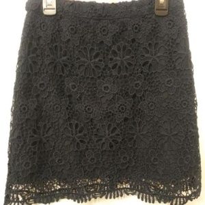 BLACK SKIRT WITH LACE DETAIL  -SIZE S